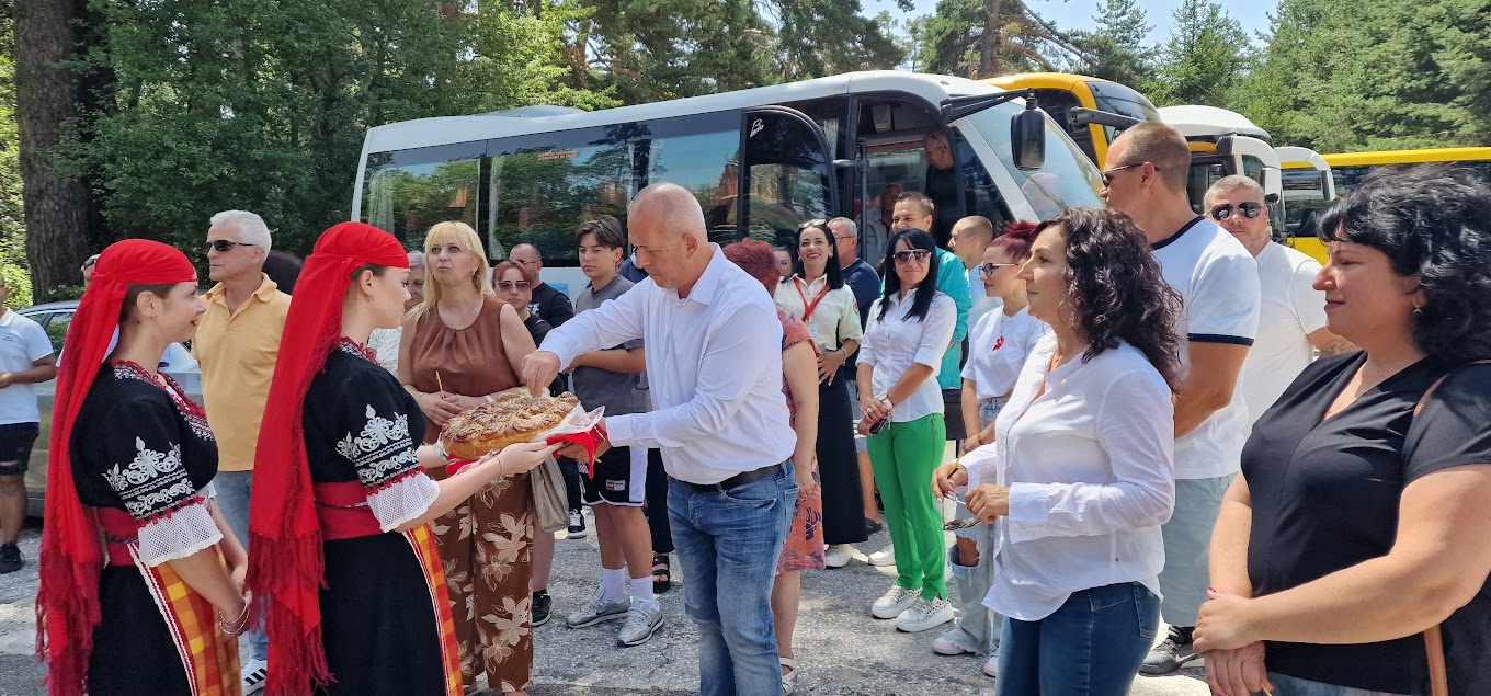 osveshtavane na krust i ikona sv konstantin i elena 2025 5
