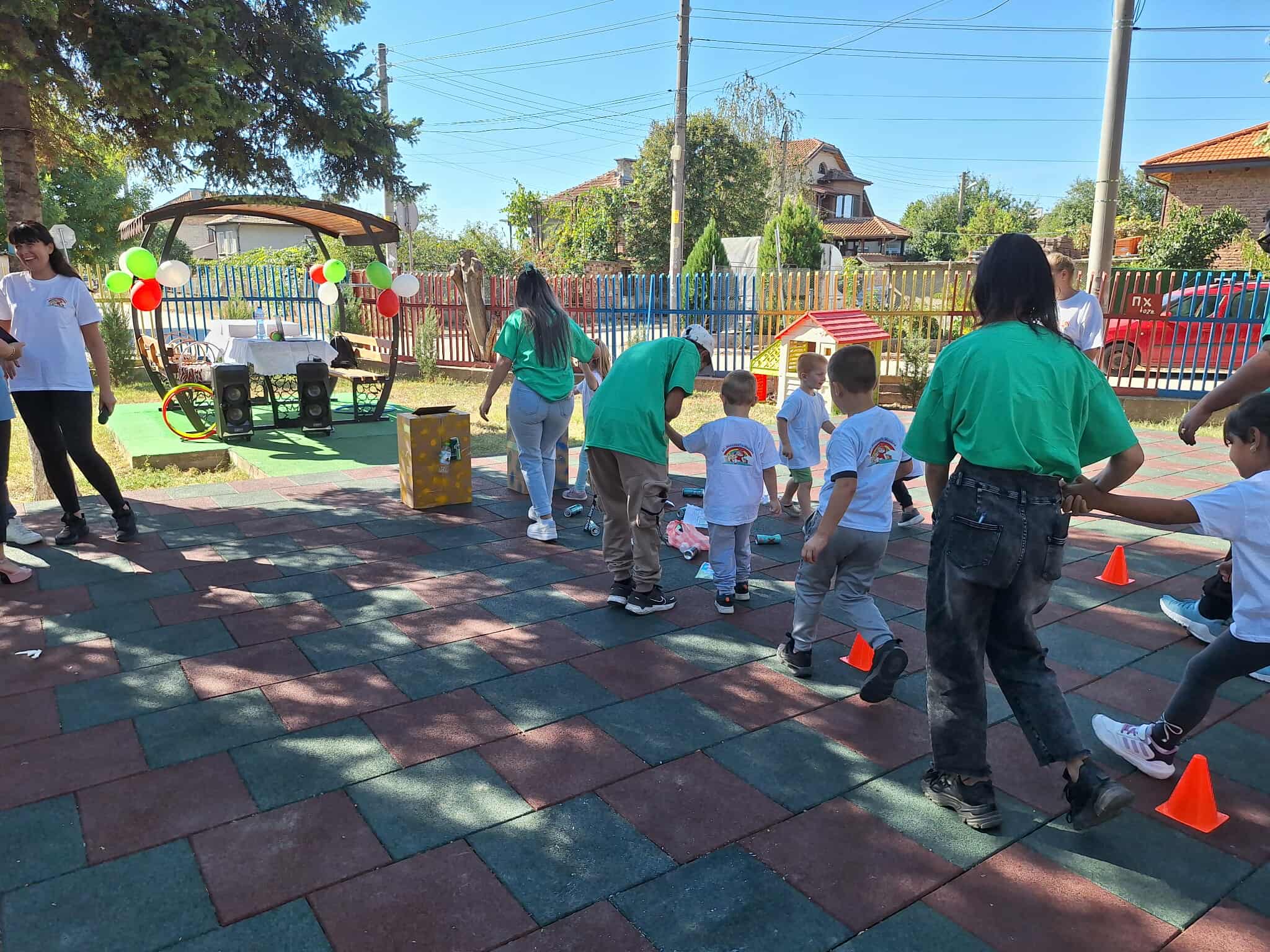 В ДГ "Веселка": Градинарчета от Ивайло, Сарая и ЧДГ "Доброта" отбелязаха Европейския ден на спорта в училище 8 552461966 1131583485066776 8775800783723734672 n