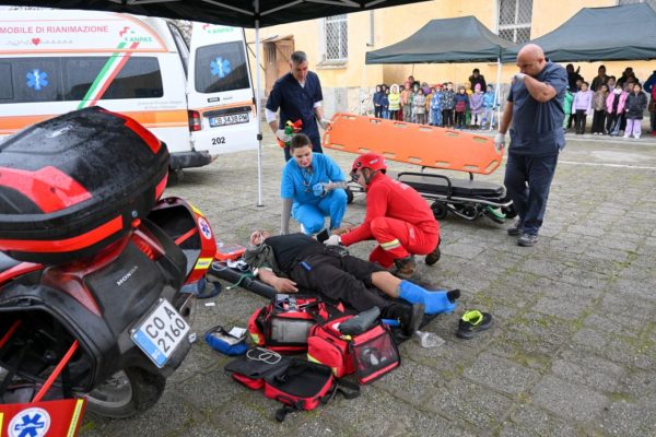 Кметът на село Ивайло показа как се оказва първа помощ с мотор 1 5 1