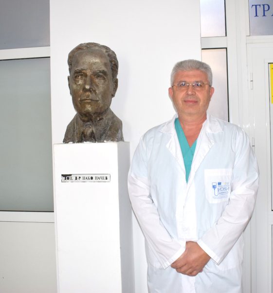 Д-р Николай Харалампиев: „Човек трябва да гори в мечтата си – така се чувствам към медицината“ 1 577173625 1350406136879219 2543886070729033085 n