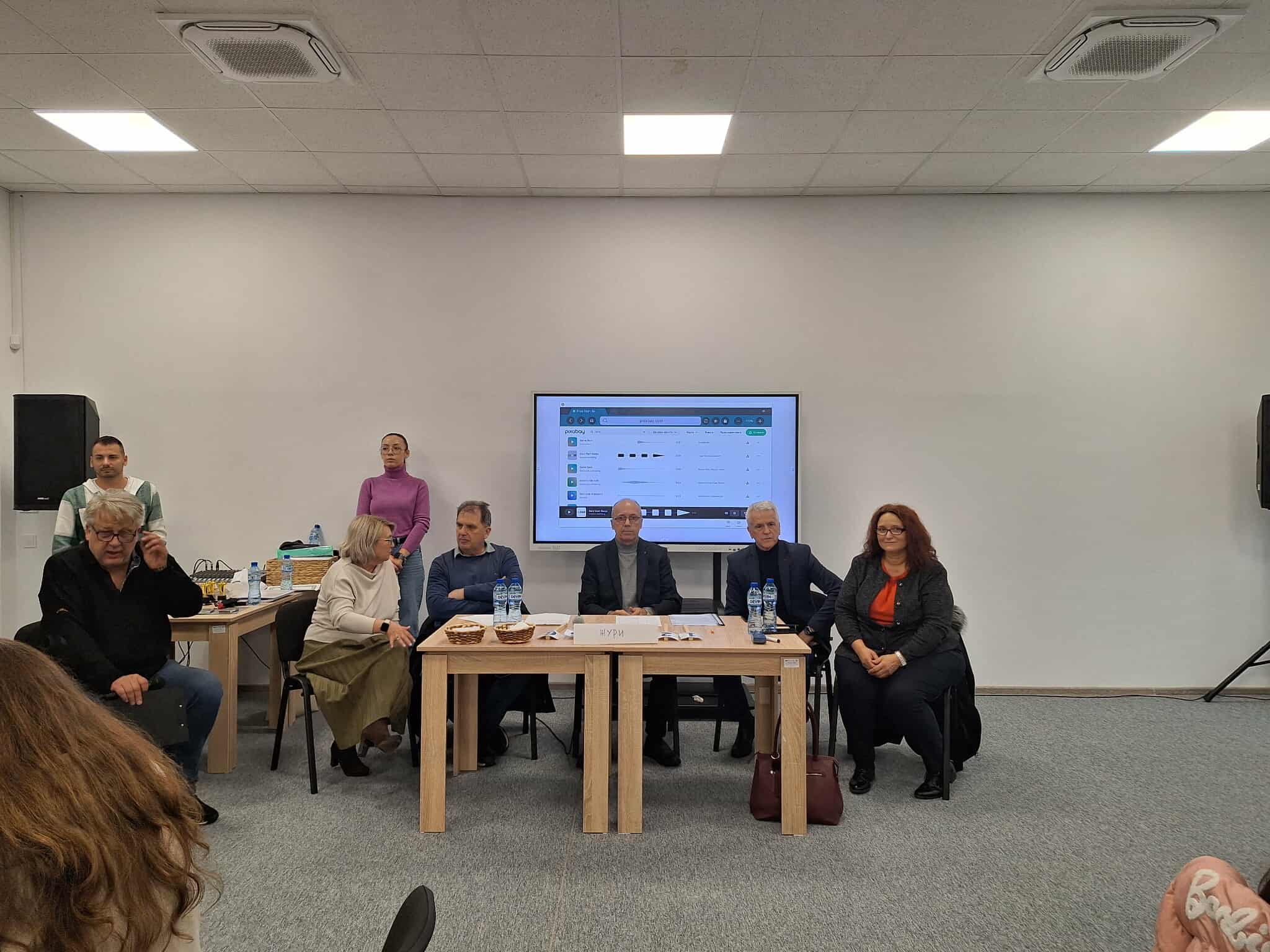 Отборите на ПГХВТ "Атанас Ченгелев" и ОУ"Св. Патриарх Евтимий" спечелиха първо място в "Пътешествие в миналото" 4 589179175 777083778684954 789726991782768533 n