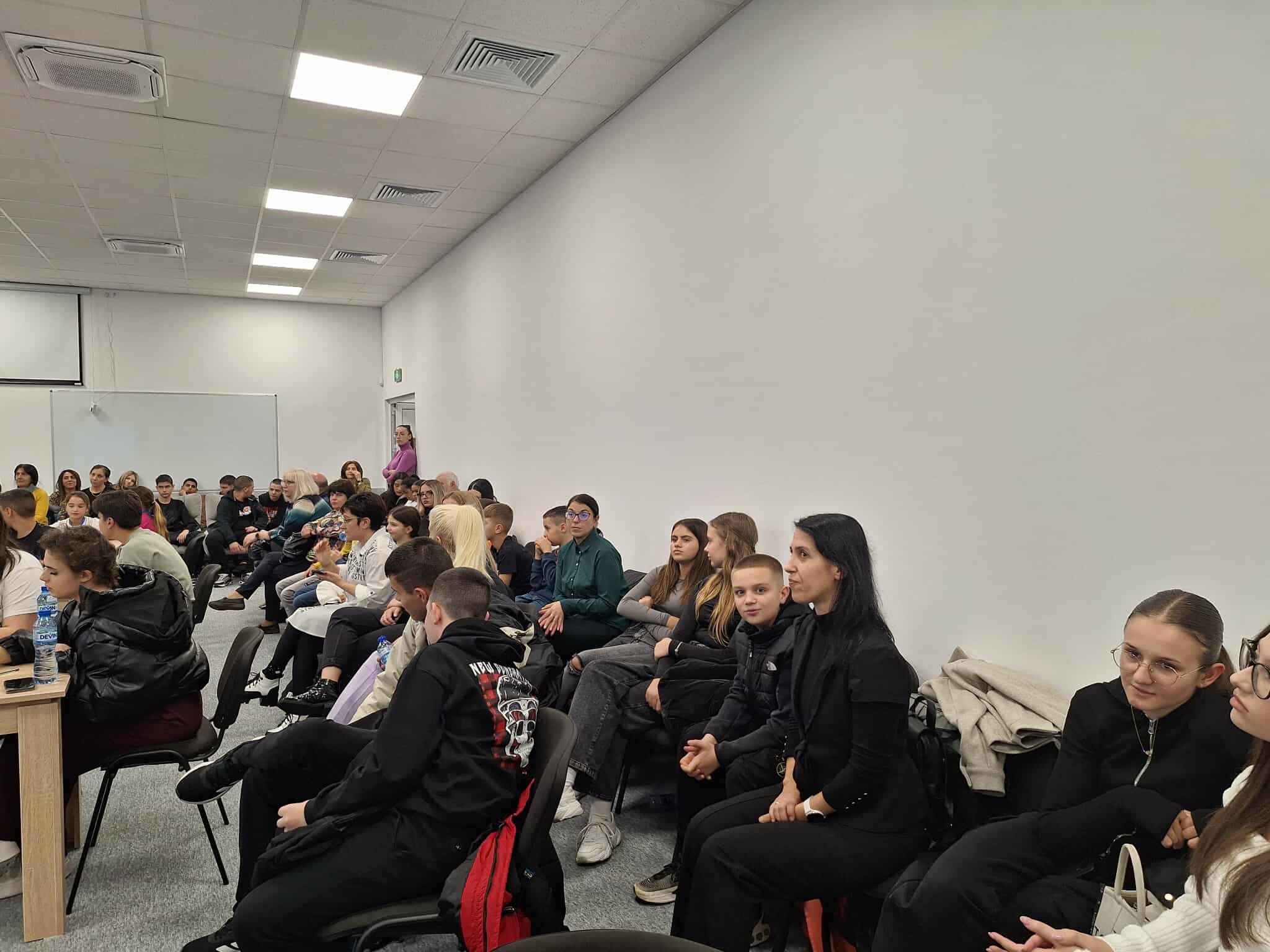 Отборите на ПГХВТ "Атанас Ченгелев" и ОУ"Св. Патриарх Евтимий" спечелиха първо място в "Пътешествие в миналото" 3 591452269 813923901474478 1477392841714164755 n