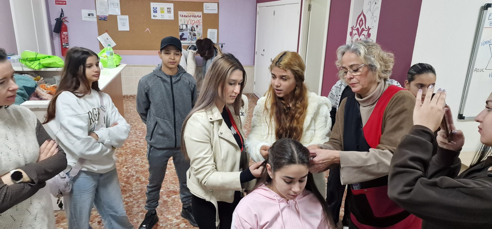 Бъдещи фризьори от ПГСС „Царица Йоанна“ стажуват в Испания 3 стаж в Испания 01